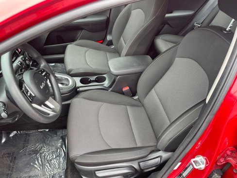 Used 2024 Kia Forte LXS image 32