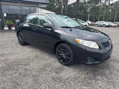 Used 2010 Toyota Corolla LE image 3