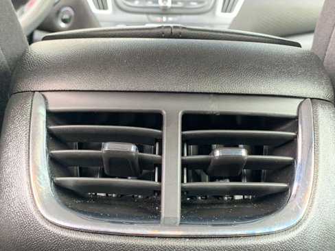 Used 2024 Chevrolet Malibu LT image 24