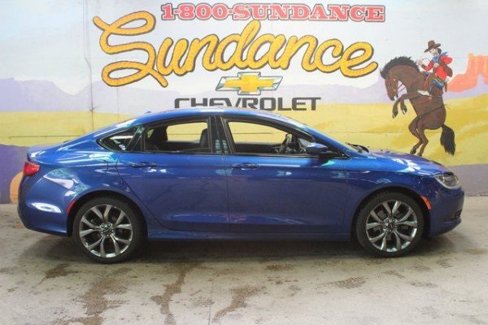 Used 2016 Chrysler 200 S image 1