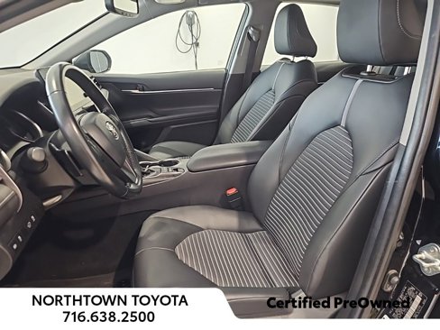 Used 2021 Toyota Camry SE w/ Audio Upgrade Package image 17