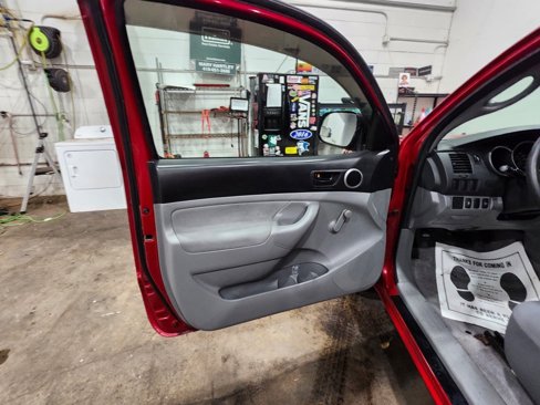 Used 2009 Toyota Tacoma 2WD Regular Cab image 9