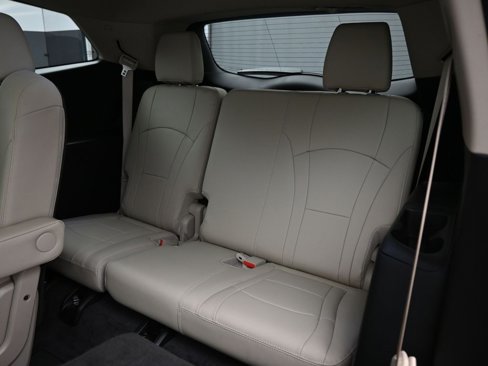Used 2020 Buick Enclave Essence w/ Sport Touring Edition image 23