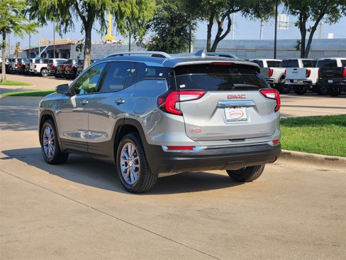 Used 2023 GMC Terrain SLT image 5