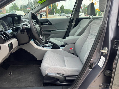 Used 2016 Honda Accord LX image 9