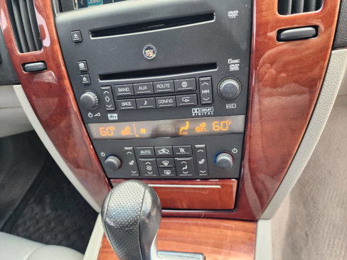 Used 2006 Cadillac STS w/ Preferred Equipment Group image 26