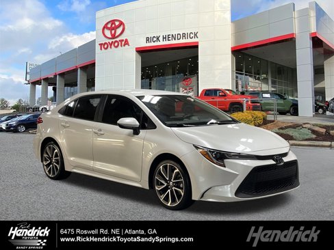 Certified 2022 Toyota Corolla LE image 1