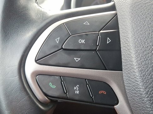 Used 2021 Jeep Grand Cherokee Laredo image 20