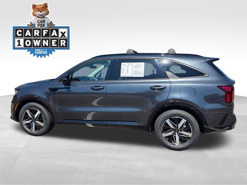 Used 2022 Kia Sorento S w/ Panoramic Sunroof Package image 4