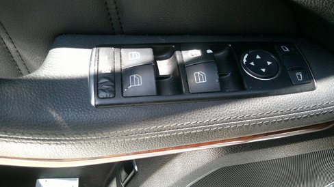 Used 2013 Mercedes-Benz E 350 Sedan image 11