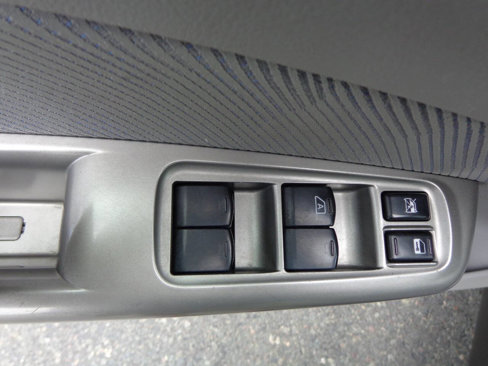 Used 2010 Subaru Forester 2.5X image 35