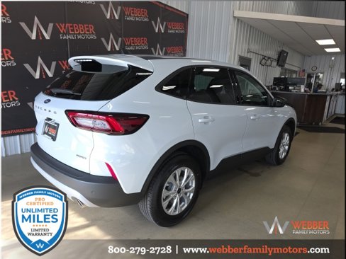 New 2025 Ford Escape Active image 4