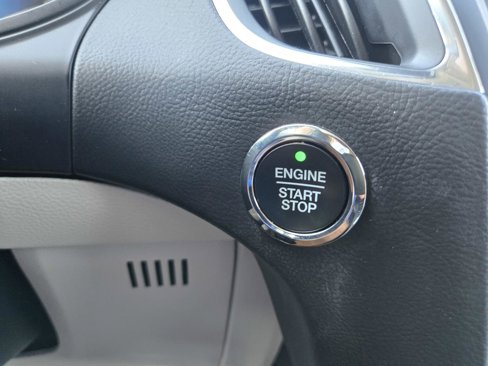 Used 2024 Ford Edge Titanium w/ Equipment Group 301A image 24