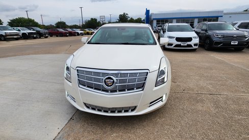 Used 2013 Cadillac XTS Platinum image 2
