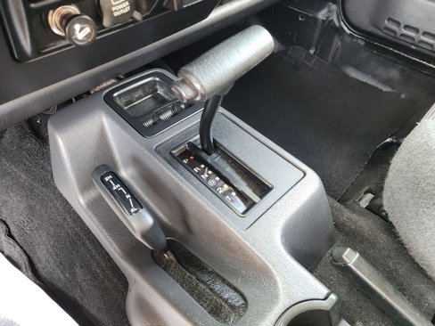 Used 2004 Jeep Wrangler 4WD image 10
