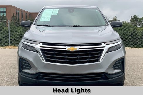 Used 2023 Chevrolet Equinox LS w/ LS Convenience Package image 2