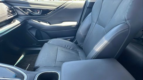 Used 2021 Subaru Outback Limited image 24