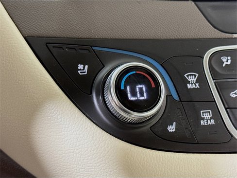 Used 2022 Chevrolet Malibu Premier image 19