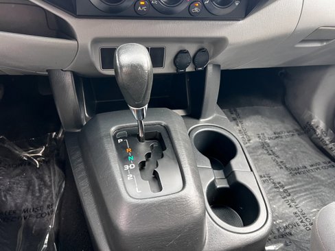Used 2012 Toyota Tacoma 2WD Regular Cab image 16