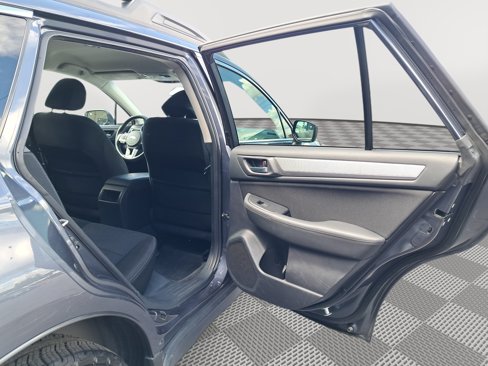 Used 2015 Subaru Outback 2.5i Premium image 15
