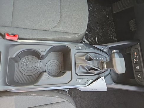 New 2025 Kia K4 LX image 9
