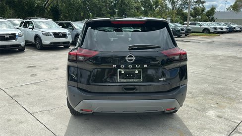 Used 2023 Nissan Rogue S image 6