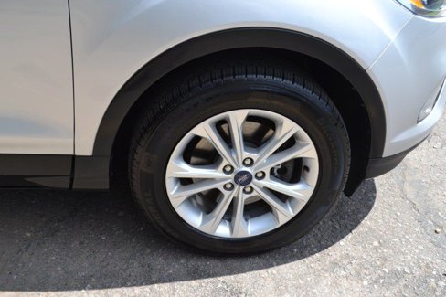 Used 2017 Ford Escape SE image 37
