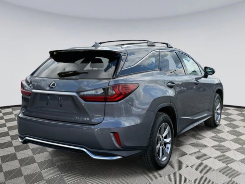 Used 2018 Lexus RX 350L w/ Premium Package image 2
