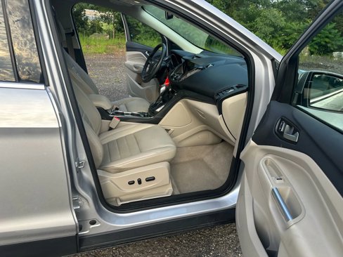 Used 2016 Ford Escape Titanium image 13
