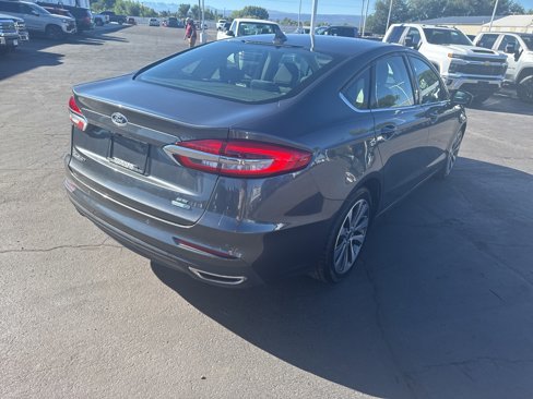 Used 2020 Ford Fusion SE image 13