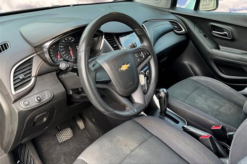 Used 2018 Chevrolet Trax LS image 14
