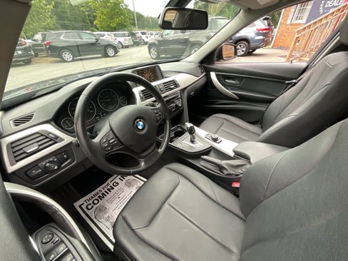 Used 2016 BMW 320i Sedan image 14