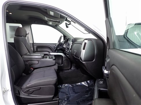Used 2018 Chevrolet Silverado 1500 LT image 29