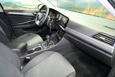 Used 2020 Volkswagen Jetta S w/ Driver Assistance Package image 40