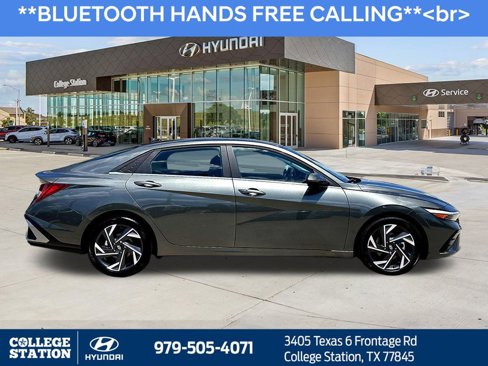 Used 2024 Hyundai Elantra SEL w/ Convenience Package image 8