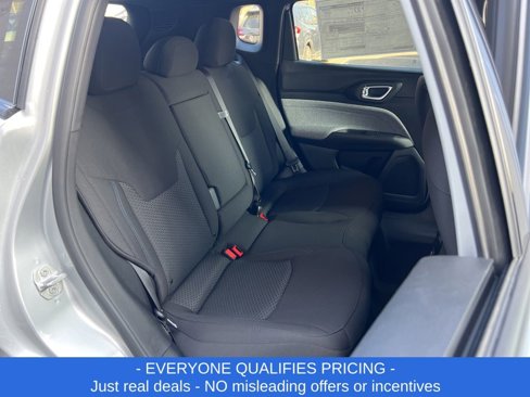 New 2025 Jeep Compass Sport image 23