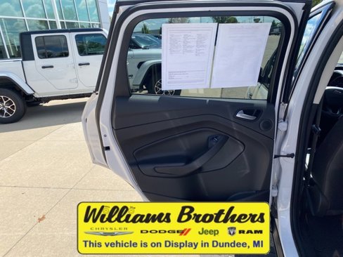 Used 2017 Ford Escape Titanium w/ Equipment Group 301A image 22