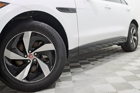 Used 2022 Jaguar F-PACE S image 4
