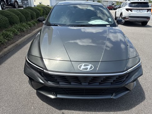New 2025 Hyundai Elantra Sport image 6