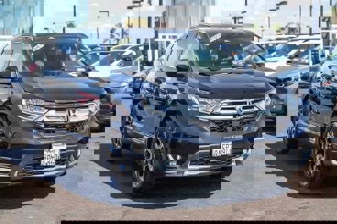 Used 2017 Honda CR-V Touring image 3