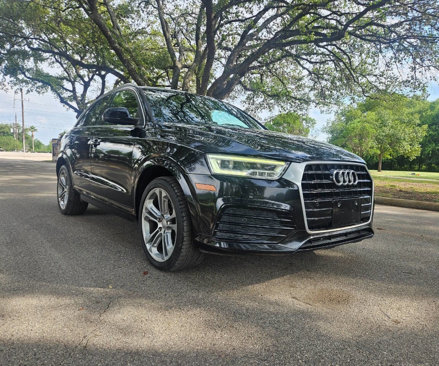 Used 2017 Audi Q3 2.0T Prestige w/ Prestige Package image 2