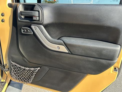 Used 2014 Jeep Wrangler Unlimited Sahara w/ Dual Top Group image 22