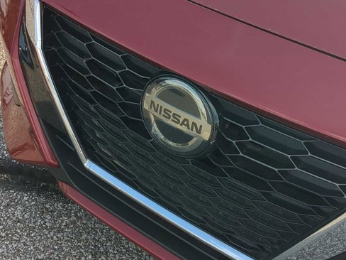 Used 2021 Nissan Sentra SV image 11