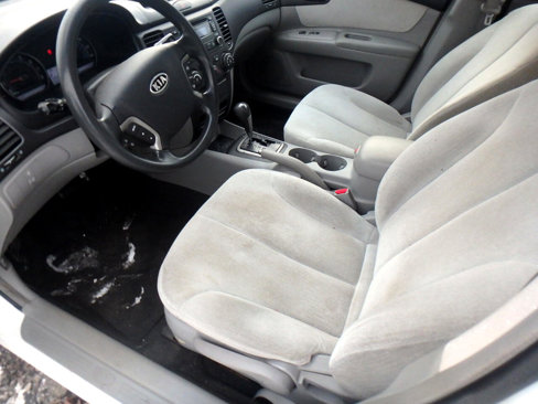 Used 2008 Kia Optima LX image 13
