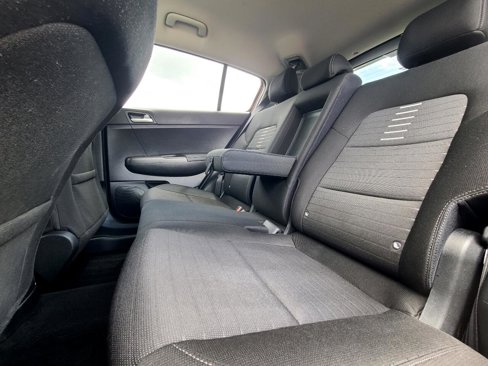 Used 2018 Kia Sportage LX image 19