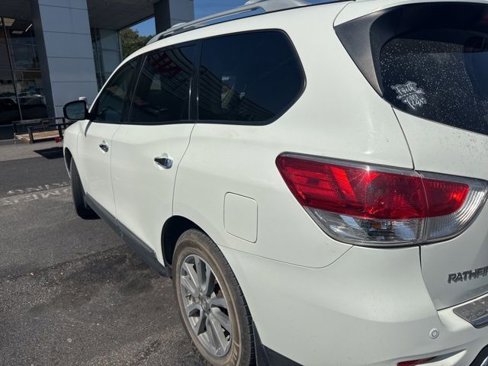 Used 2016 Nissan Pathfinder SL w/ SL Premium Package image 6