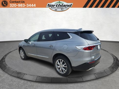 Used 2023 Buick Enclave Premium image 7