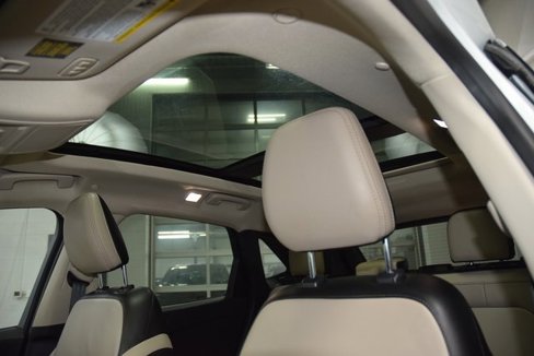 Used 2020 Ford Escape Titanium w/ Titanium Premium Package 2.0 image 48