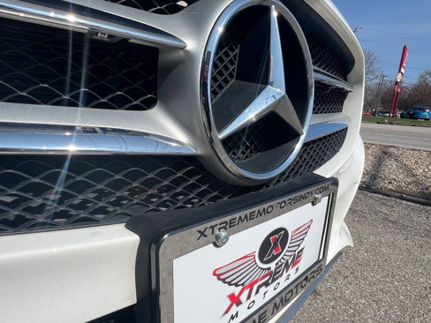Used 2017 Mercedes-Benz C 300 4MATIC Sedan image 47