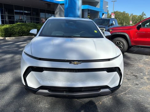 Used 2025 Chevrolet Equinox EV LT w/ Convenience Package II image 7